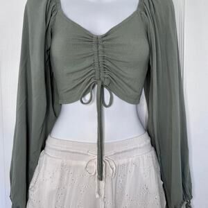 Forever 21 green long sleeve